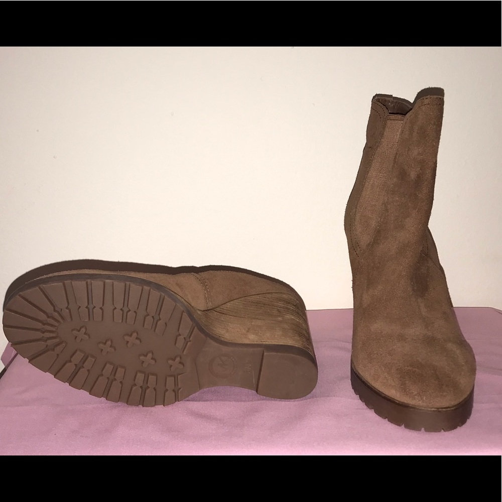 MK Boot Wedge - Picture 4 of 4